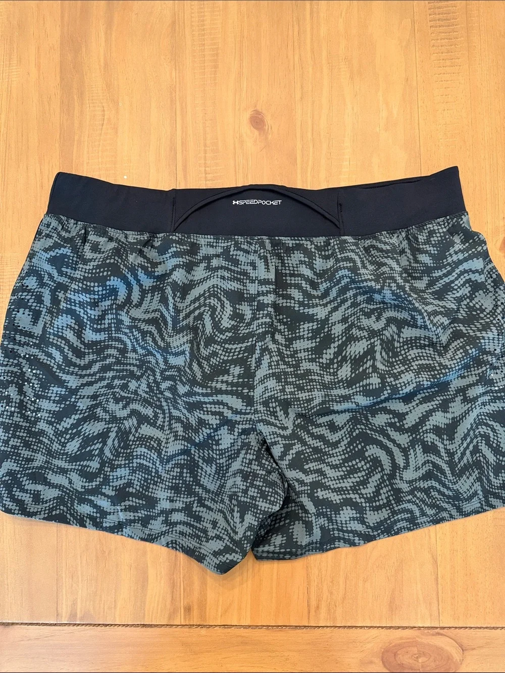 Under Armour Men's Black and Gray Printed Athletic Shorts
